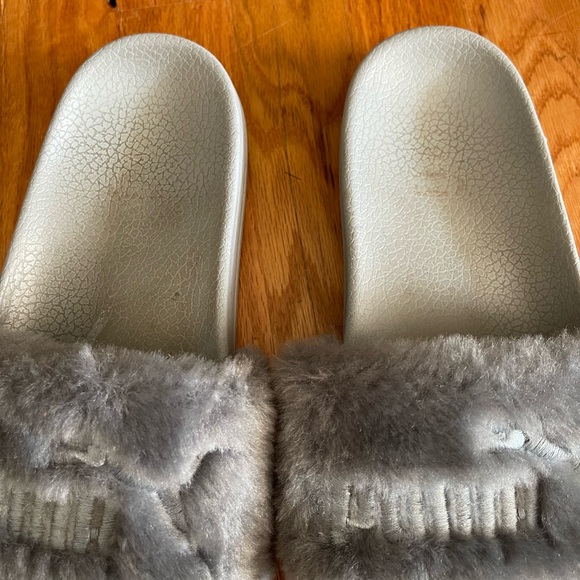 Fenty X Puma Leadcat Fur Slides - Picture 4 of 6